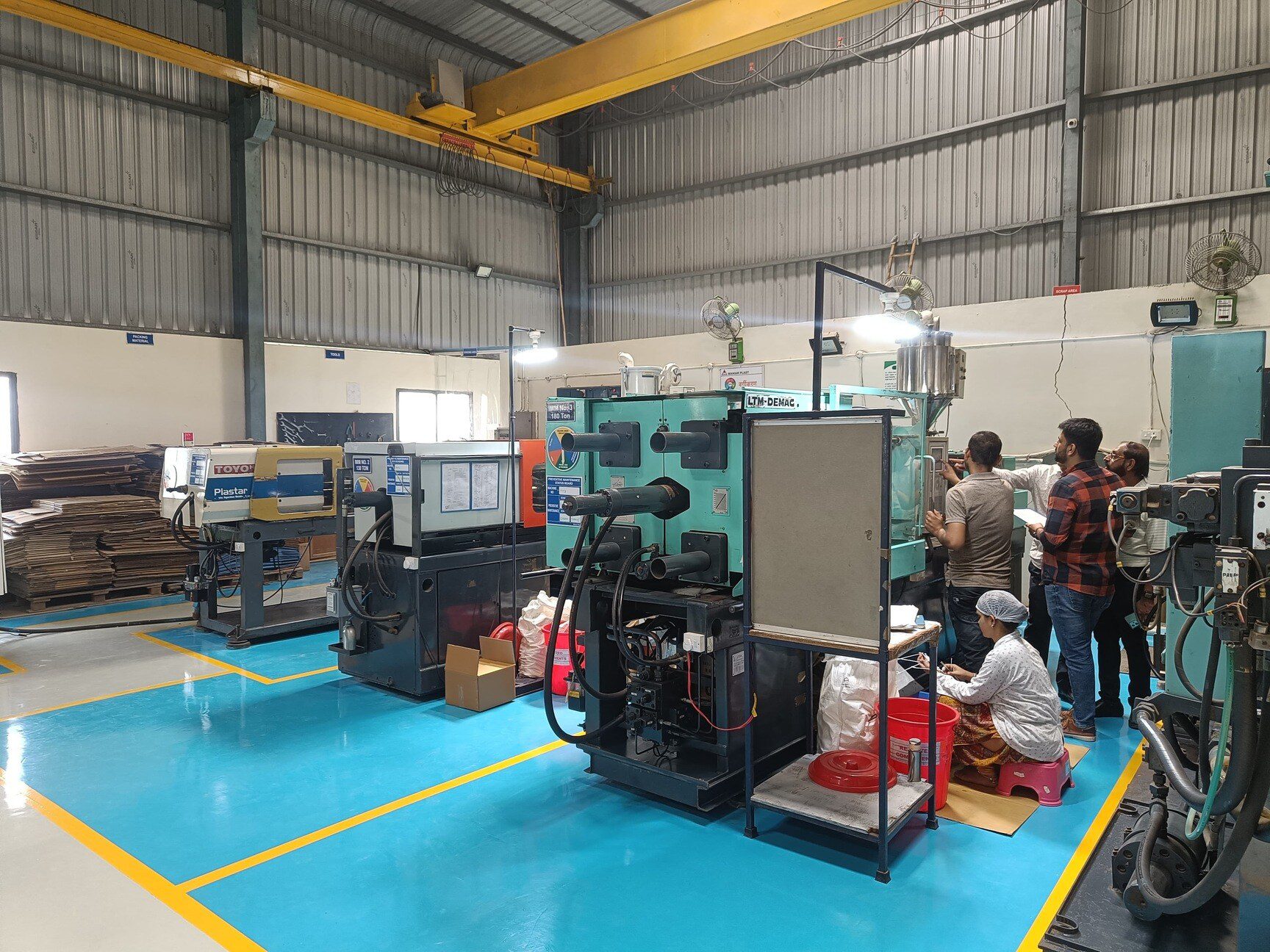 Households plastic components